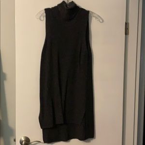 Sleeveless cowl neck sweater